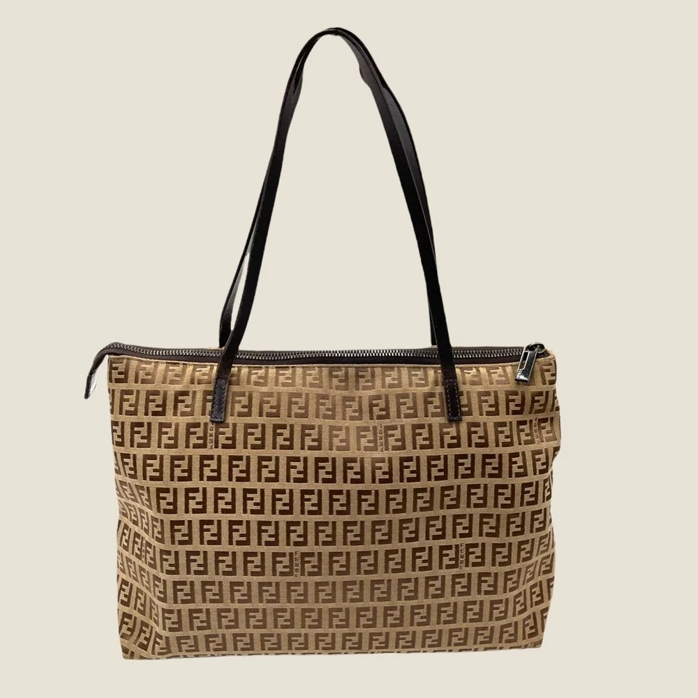✨SOLD✨Authentic Fendi Zucca Canvas Tote Bag - Picture 1 of 16
